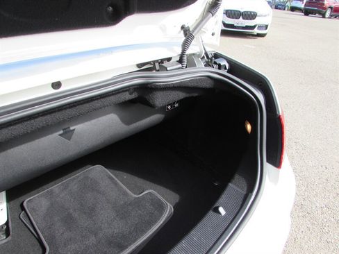 Used 2014 Mercedes-Benz E 550 Cabriolet image 39