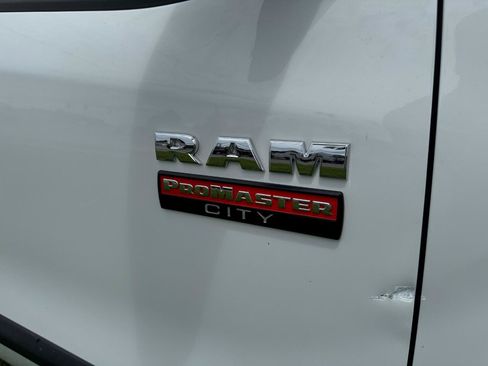 Used 2016 RAM ProMaster City Tradesman FWD image 9