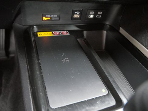 Certified 2025 Toyota Camry LE FWD image 31