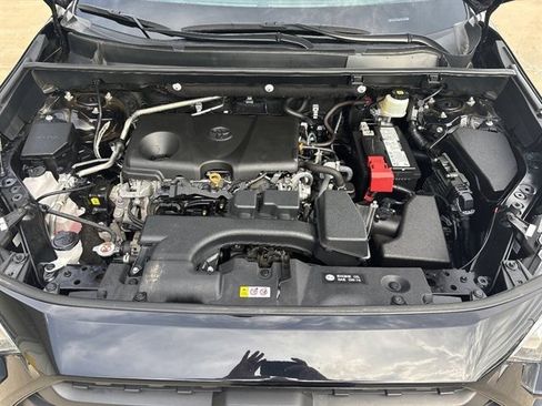 Used 2022 Toyota RAV4 Adventure w/ Convenience Package AWD/4WD image 24