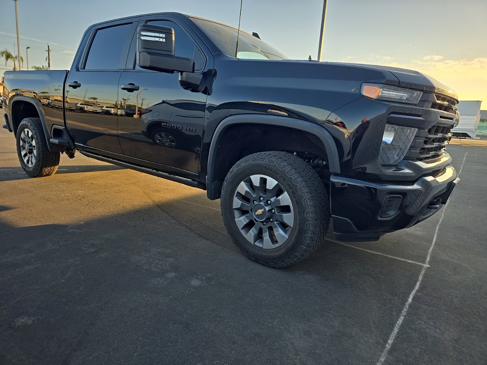 Used 2024 Chevrolet Silverado 2500 Custom w/ Custom Value Package AWD/4WD image 1