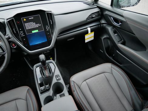 Certified 2025 Subaru Crosstrek 2.5i Limited w/ Popular Package #3A image 11