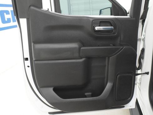 Used 2020 Chevrolet Silverado 1500 Custom Trail Boss w/ Custom Convenience Package AWD/4WD image 25