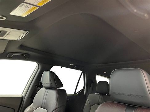 New 2025 Honda Pilot Black Edition image 20