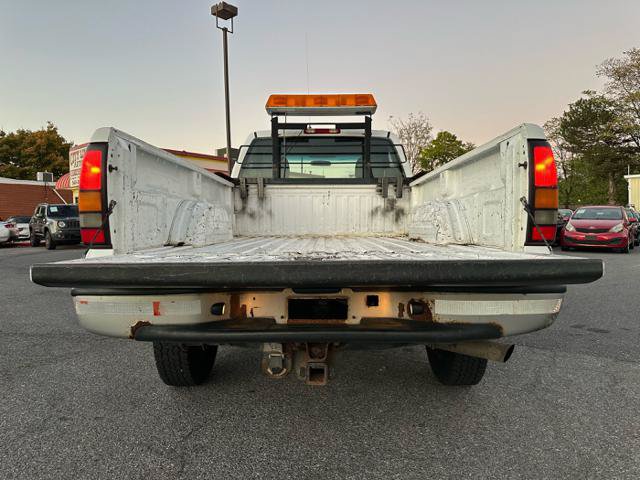 Used 2005 GMC Sierra 2500 W/T w/ Heavy-Duty Power Package RWD image 13