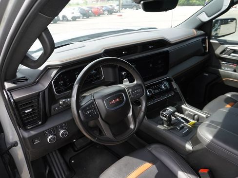 Used 2024 GMC Sierra 1500 AT4 w/ Technology Package AWD/4WD image 25