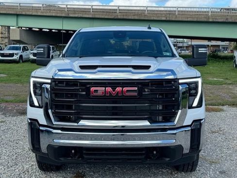 New 2026 GMC Sierra 2500 Pro w/ Convenience Package AWD/4WD image 9
