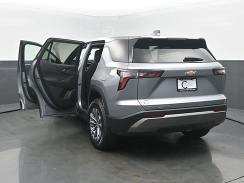 Used 2026 Chevrolet Equinox LT AWD/4WD image 54