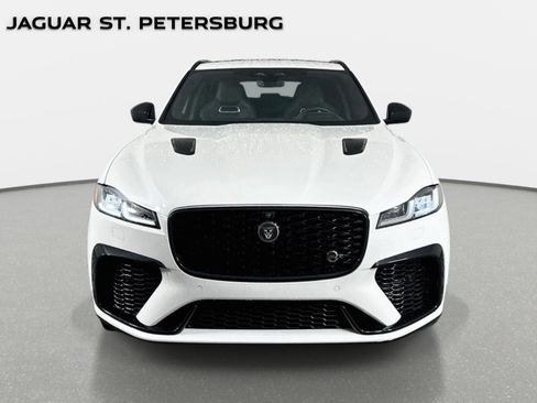 Used 2025 Jaguar F-PACE SVR 575 Edition AWD/4WD image 2