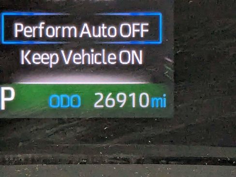 Used 2021 Toyota Sienna XLE w/ XLE Plus Package FWD image 20