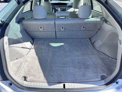 Used 2012 Toyota Prius Three FWD image 8