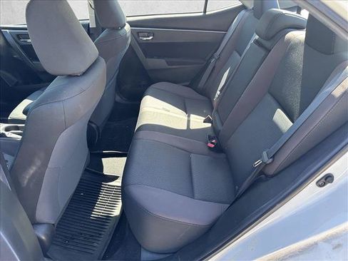 Used 2019 Toyota Corolla LE w/ LE Premium Package w/Moonroof FWD image 10
