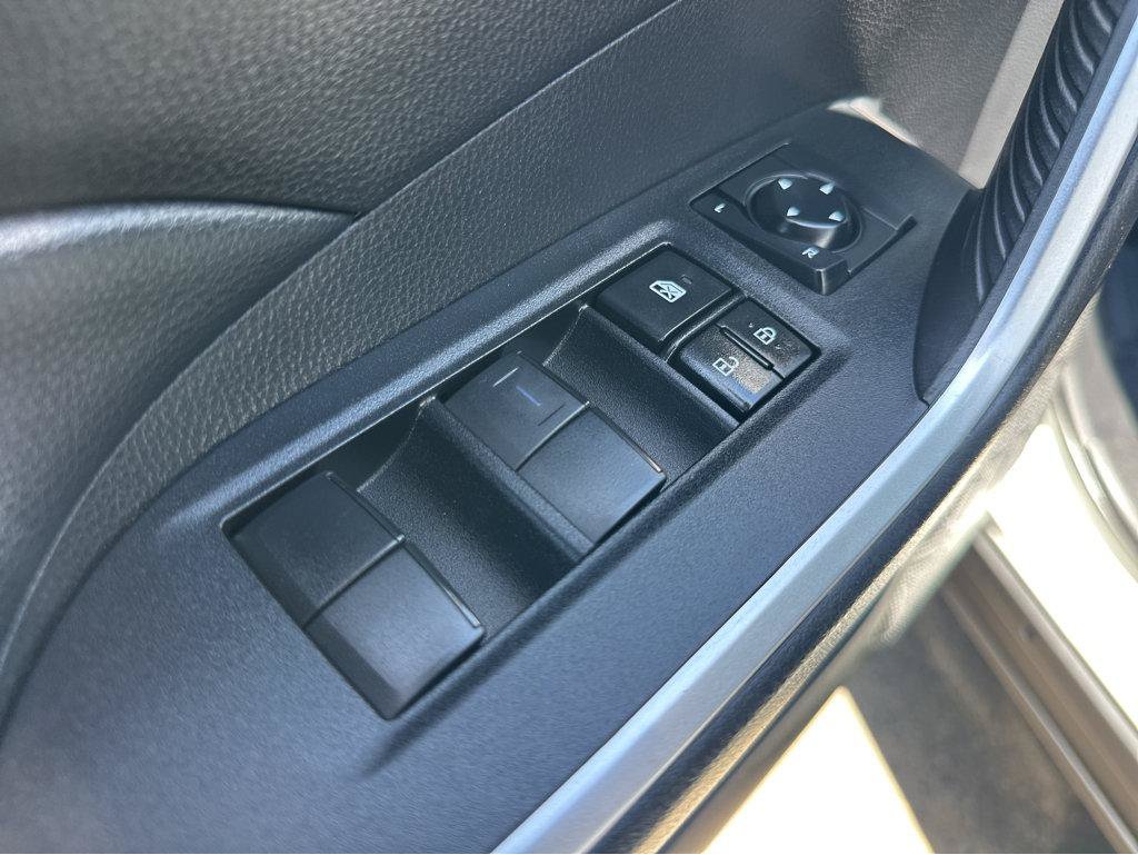 Used 2021 Toyota RAV4 XLE w/ Convenience Package FWD image 34