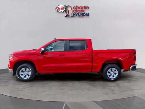 Used 2025 Chevrolet Silverado 1500 LT image 2