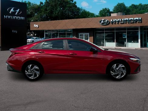 New 2025 Hyundai Elantra Sport image 9