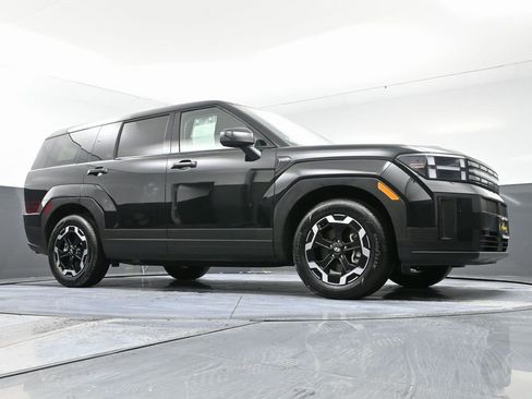 Used 2025 Hyundai Santa Fe SE image 49