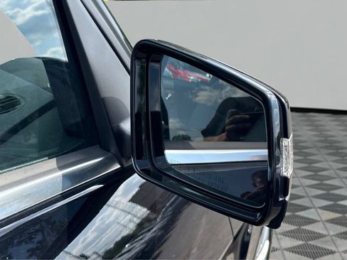 Used 2011 Mercedes-Benz GLK 350 4MATIC image 30