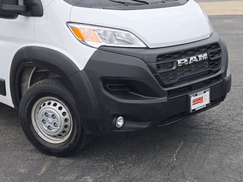 Used 2026 RAM ProMaster 2500 w/ Convenience Group FWD image 2
