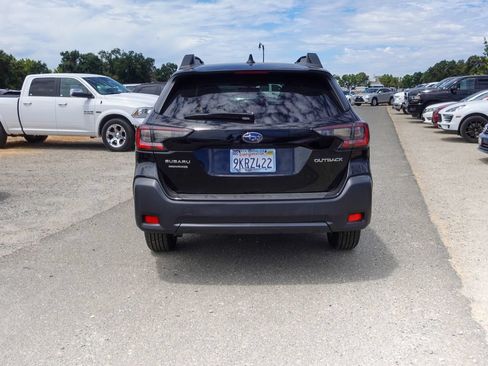 Used 2024 Subaru Outback Premium AWD/4WD image 7