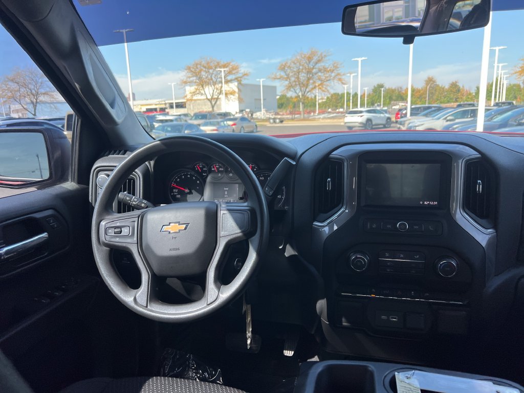 Used 2021 Chevrolet Silverado 1500 Custom AWD/4WD image 13
