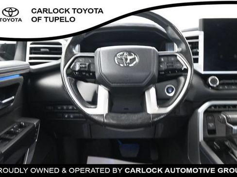 Used 2024 Toyota Tundra Platinum AWD/4WD image 33