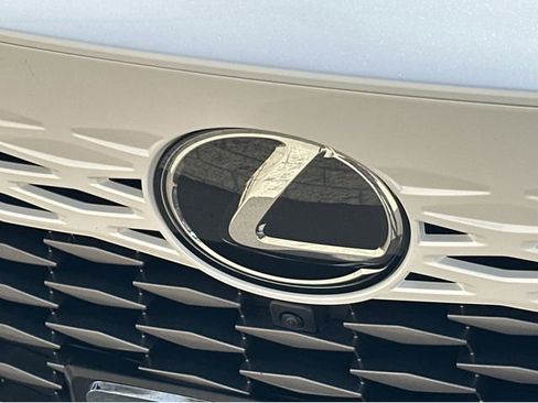 Certified 2025 Lexus RX 450h AWD w/ Luxury Package image 43