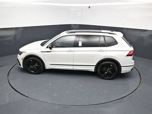 Used 2023 Volkswagen Tiguan SE R-Line AWD/4WD image 54
