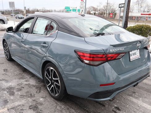 Certified 2025 Nissan Sentra SR w/ SR Premium Package image 7