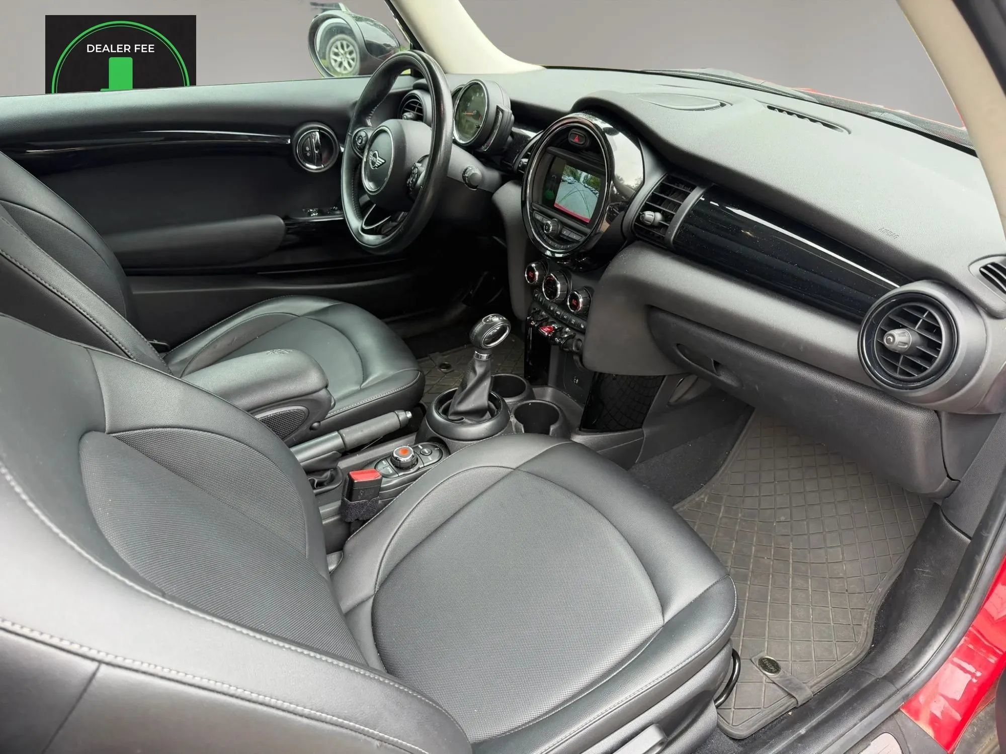 Used 2019 MINI Cooper 2-Door Hardtop w/ Signature Upholstery Package FWD image 10