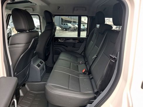 New 2026 INEOS Grenadier Fieldmaster Edition image 7