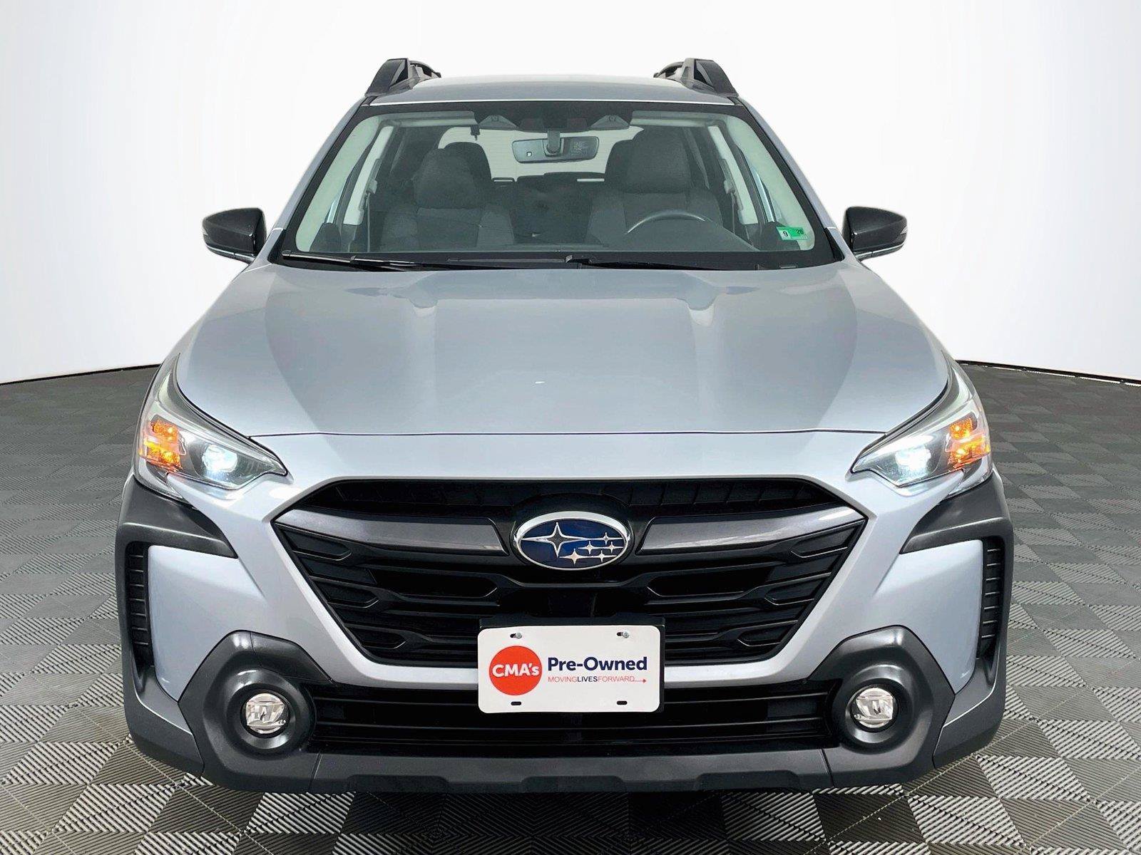 Certified 2024 Subaru Outback Premium AWD/4WD image 2