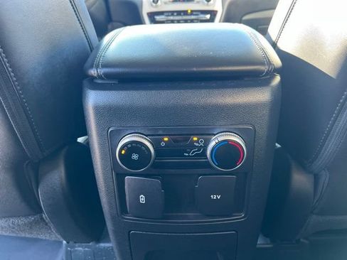 Used 2024 Ford Explorer XLT w/ Equipment Group 202A AWD/4WD image 22