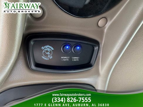 Used 2022 Mercedes-Benz Sprinter 2500 image 25