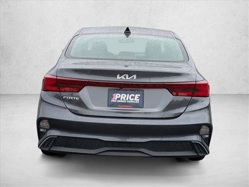 Used 2024 Kia Forte LXS image 6