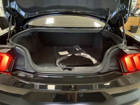 Used 2024 Ford Mustang Dark Horse RWD image 12