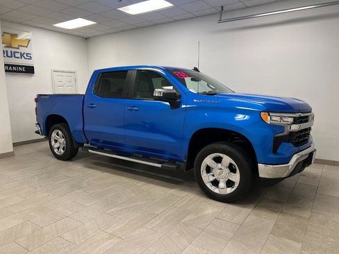Used 2025 Chevrolet Silverado 1500 LT AWD/4WD image 22