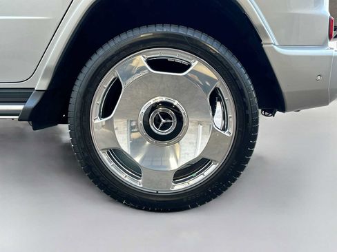 Certified 2025 Mercedes-Benz G 63 AMG 4MATIC image 33