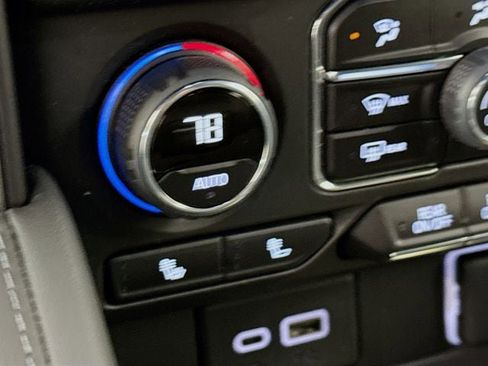 Used 2023 Chevrolet Tahoe LT w/ Luxury Package image 23