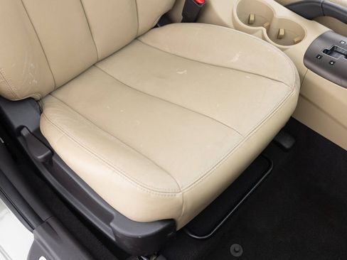 Used 2010 Hyundai Sonata Limited image 25