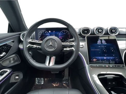 Used 2025 Mercedes-Benz CLE 300 4MATIC Coupe image 26