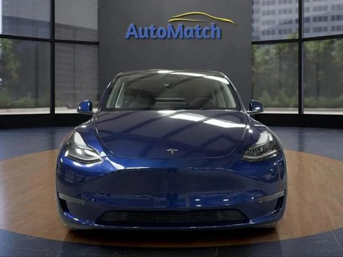 Used 2023 Tesla Model Y Long Range image 2