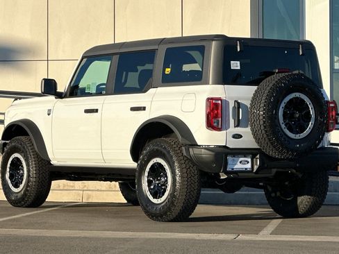 New 2025 Ford Bronco Big Bend w/ Black Diamond Package image 5