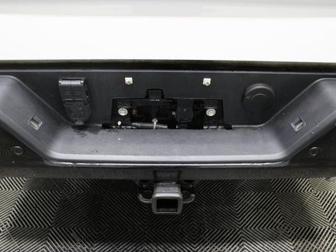 Used 2024 Chevrolet Silverado 1500 LT Trail Boss w/ LT Trail Boss Premium Package image 42