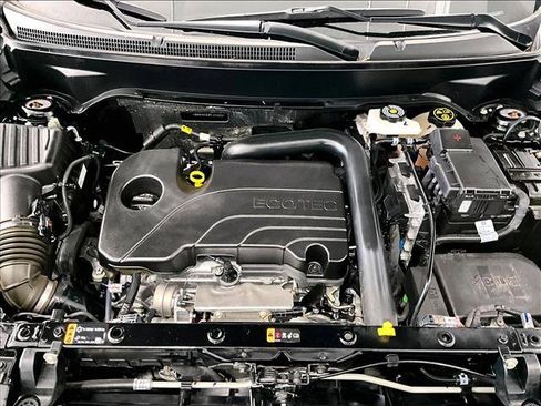 Used 2023 Chevrolet Equinox LT FWD image 11