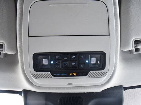 Used 2025 Ford Expedition Active image 34