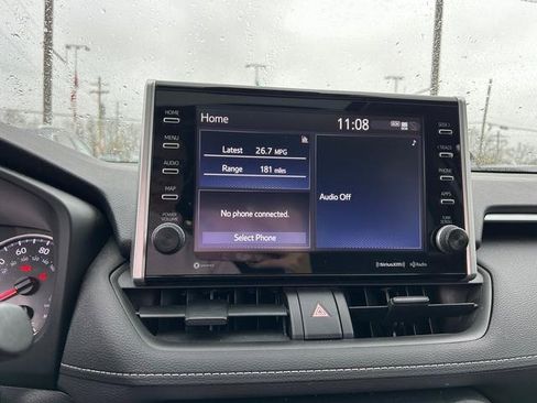 Used 2022 Toyota RAV4 XLE image 14