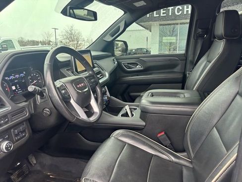 Used 2021 GMC Yukon SLT w/ SLT Luxury Plus Package image 11
