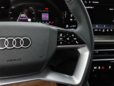 New 2025 Audi Q5 Premium Plus image 12