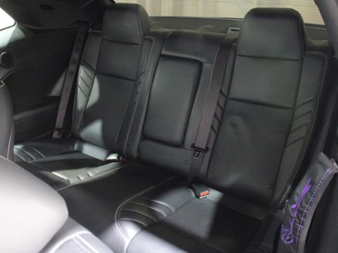 Used 2019 Dodge Challenger SRT Hellcat Redeye image 23