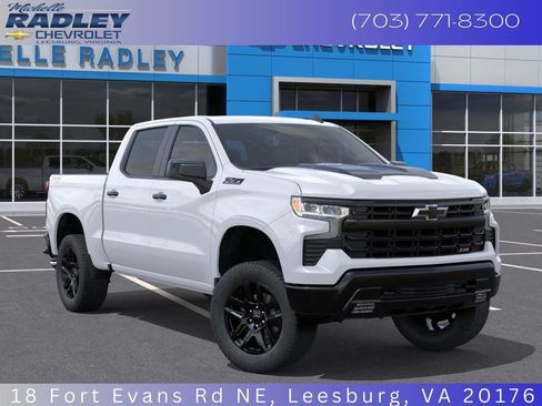 New 2026 Chevrolet Silverado 1500 LT Trail Boss w/ Dark Appearance Package image 9